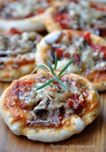 mini pizza